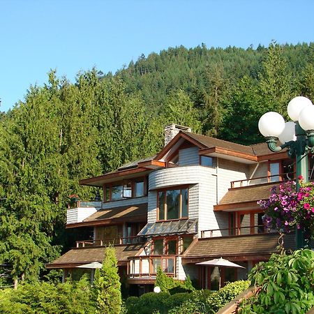 Sunshine Coast Resort Madeira Park Exterior photo