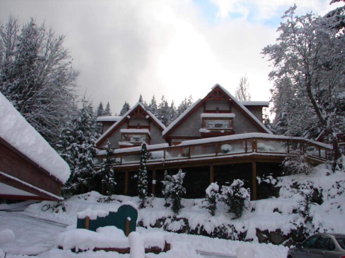 Sunshine Coast Resort Madeira Park Exterior photo